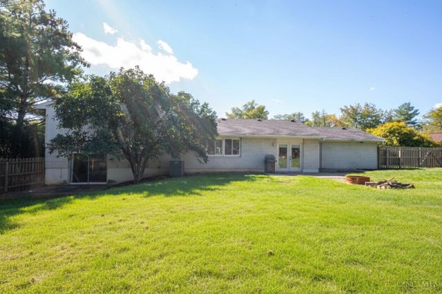 9528 Croton Drive, Montgomery, OH 45242