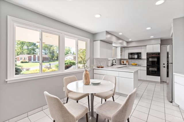 9528 Croton Drive, Montgomery, OH 45242