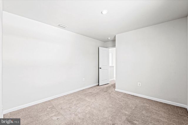 2151 MOURNING DOVE DR, Locust Grove, VA 22508