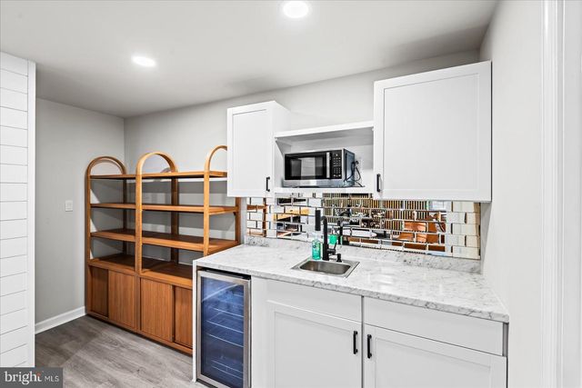 2151 MOURNING DOVE DR, Locust Grove, VA 22508