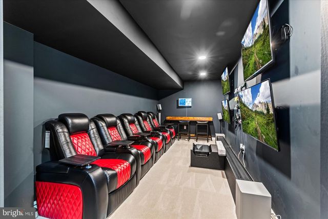 2151 MOURNING DOVE DR, Locust Grove, VA 22508