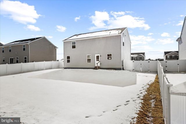 2151 MOURNING DOVE DR, Locust Grove, VA 22508