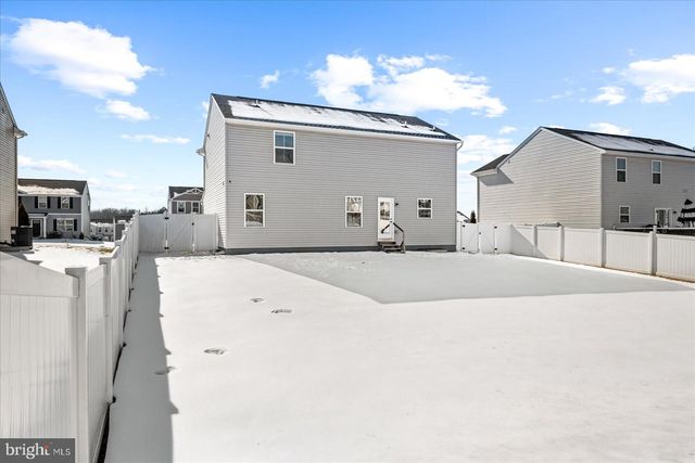 2151 MOURNING DOVE DR, Locust Grove, VA 22508