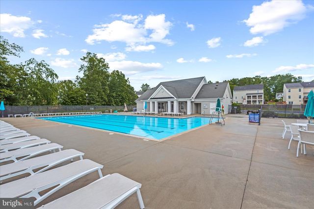 2151 MOURNING DOVE DR, Locust Grove, VA 22508