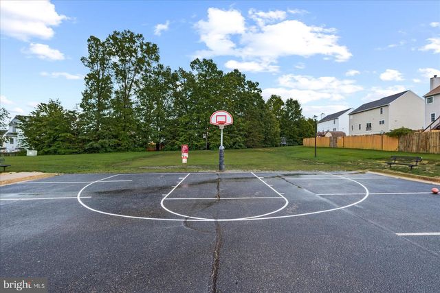 2151 MOURNING DOVE DR, Locust Grove, VA 22508