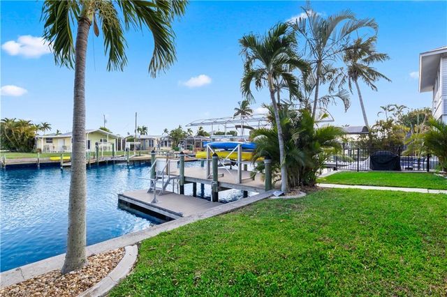 2781 Bruce ST, Matlacha, FL 33993