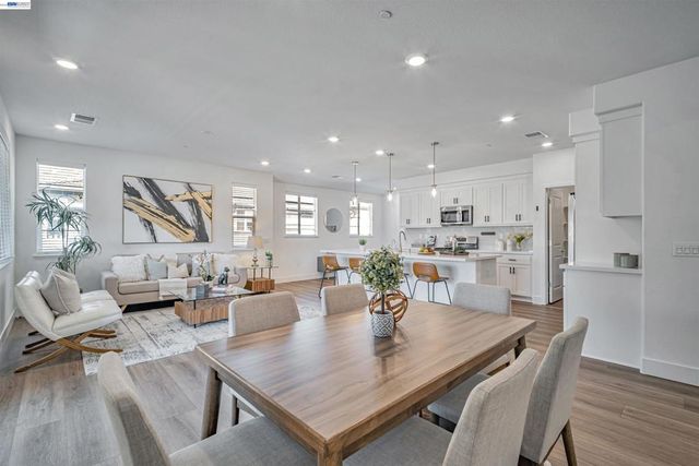 675 Delve Ct, Hayward, CA 94544