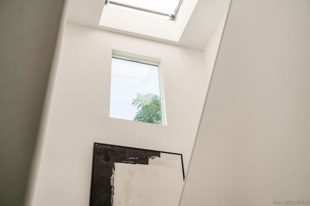 3848 N Emery Wy, Los Angeles, CA 90065