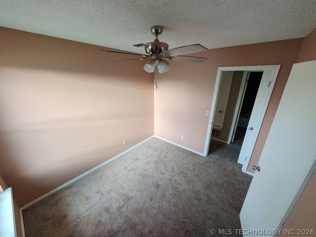 522 Highland Drive, Bartlesville, OK 74003
