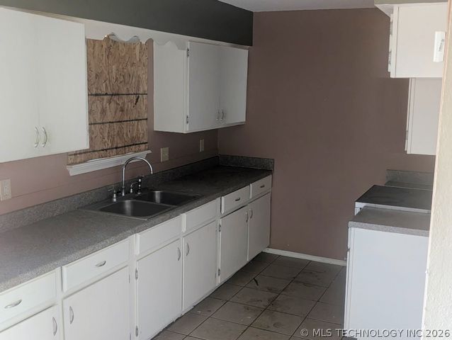 522 Highland Drive, Bartlesville, OK 74003