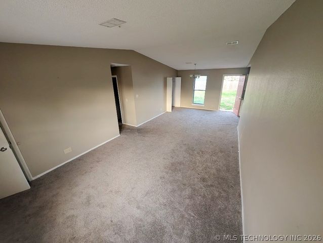 522 Highland Drive, Bartlesville, OK 74003