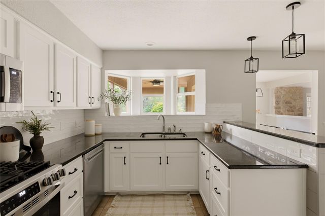 6408 Steer TRL, Austin, TX 78749