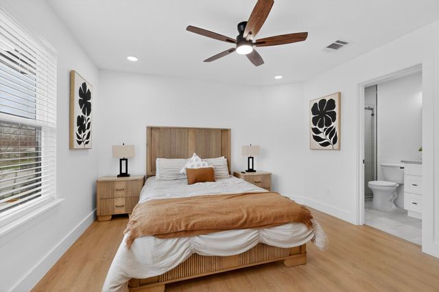 4935 MOBILE Drive, Fort Worth, TX 76137