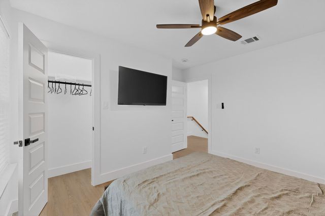 4935 MOBILE Drive, Fort Worth, TX 76137