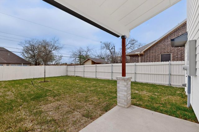 4935 MOBILE Drive, Fort Worth, TX 76137