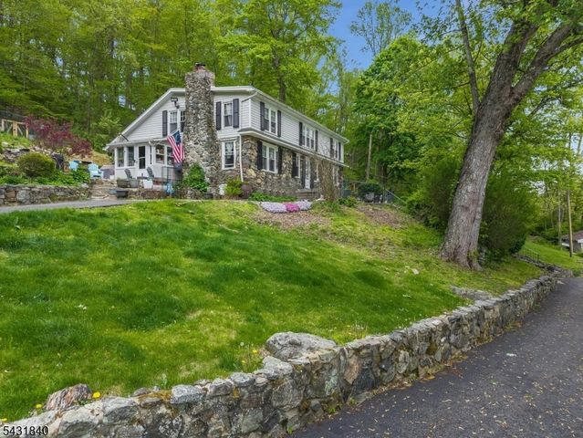 30 Hoffmans Crossing R, Lebanon Twp., NJ 07830
