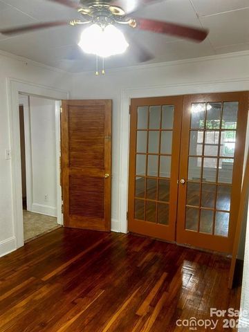 404 Huffman Street, Morganton, NC 28655