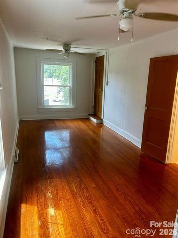 404 Huffman Street, Morganton, NC 28655