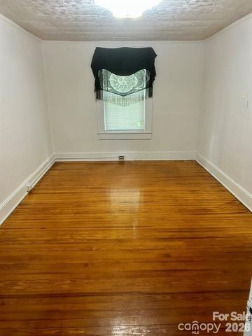 404 Huffman Street, Morganton, NC 28655