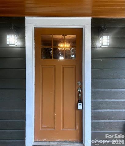 404 Huffman Street, Morganton, NC 28655