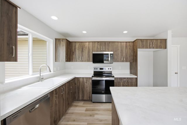 3168 W Animas Creek Dr, Kuna, ID 83634