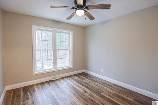 146 Mermie Rd 10, Block 4, Hardin, KY 42048