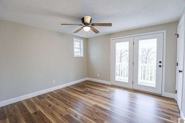 146 Mermie Rd 10, Block 4, Hardin, KY 42048