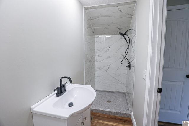 146 Mermie Rd 10, Block 4, Hardin, KY 42048