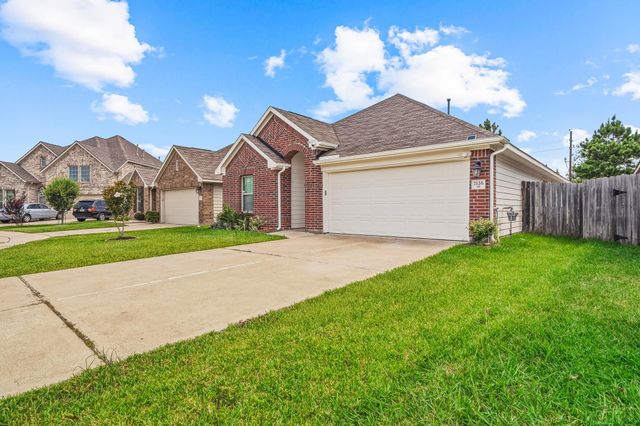 7126 Whitlow Wonder Lane, Houston, TX 77086