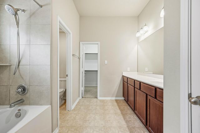 7126 Whitlow Wonder Lane, Houston, TX 77086