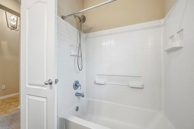 7126 Whitlow Wonder Lane, Houston, TX 77086