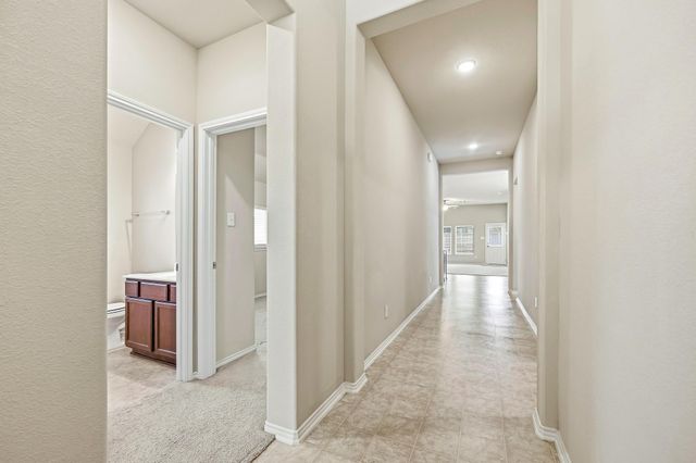 7126 Whitlow Wonder Lane, Houston, TX 77086