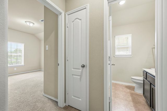 7126 Whitlow Wonder Lane, Houston, TX 77086
