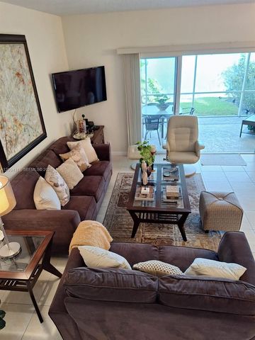 2104 Tigris Drive, West Palm Beach, FL 33411