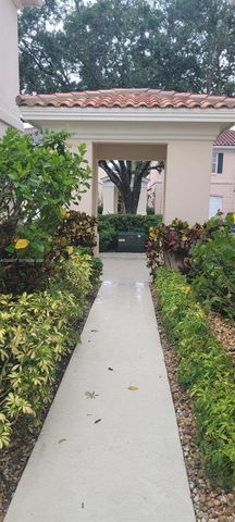 2104 Tigris Drive, West Palm Beach, FL 33411