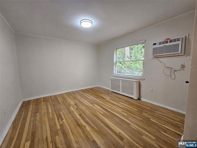 628 Grand Avenue C, Leonia, NJ 07605