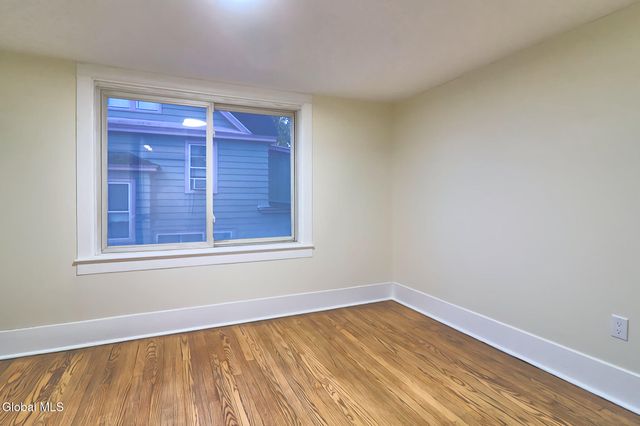 11 Vley Road, Scotia, NY 12302