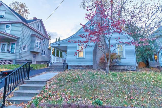 11 Vley Road, Scotia, NY 12302