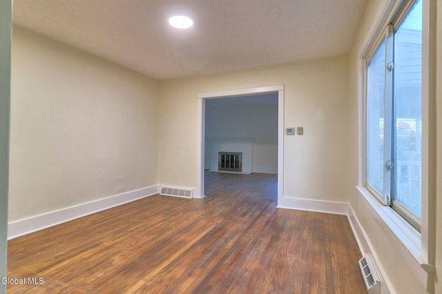 11 Vley Road, Scotia, NY 12302