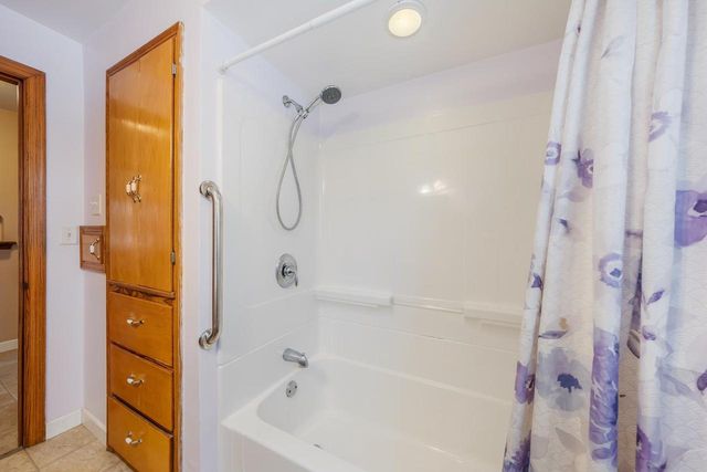 1717 W FRANKLIN STREET, Appleton, WI 54914