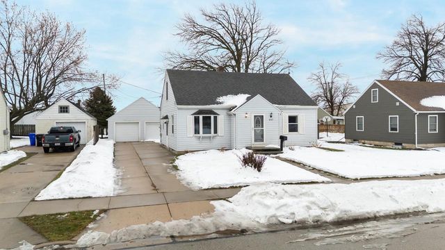 1717 W FRANKLIN STREET, Appleton, WI 54914