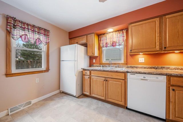 1717 W FRANKLIN STREET, Appleton, WI 54914