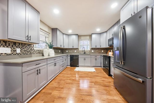 6420 BROOKE JANE, Clinton, MD 20735