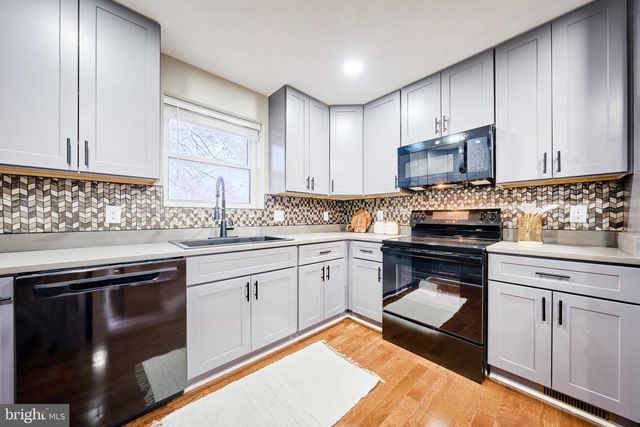 6420 BROOKE JANE, Clinton, MD 20735