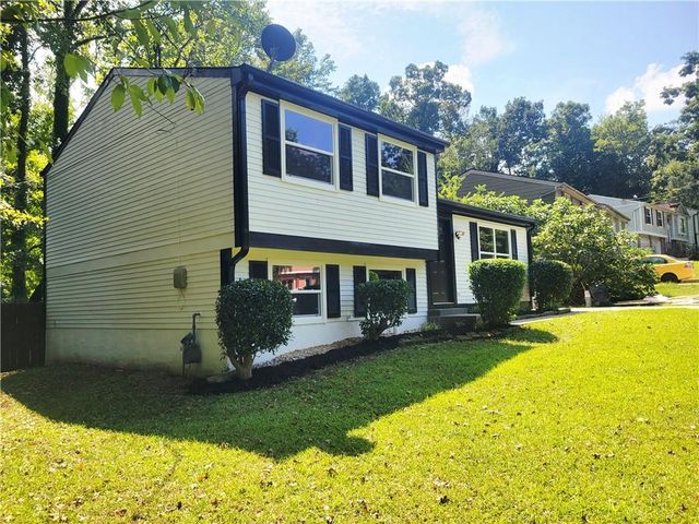726 Lawndale Court, Norcross, GA 30093