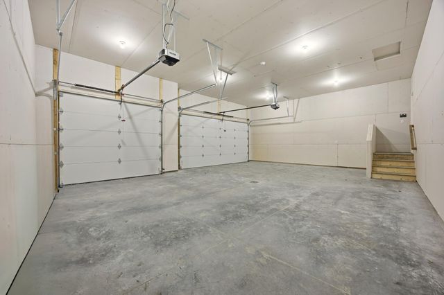 8438 61st Street S, Horace, ND 58047