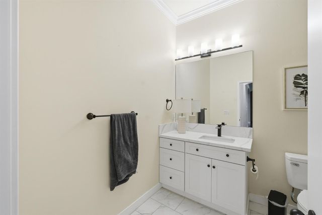 2308 S Minnewawa Avenue, Fresno, CA 93727
