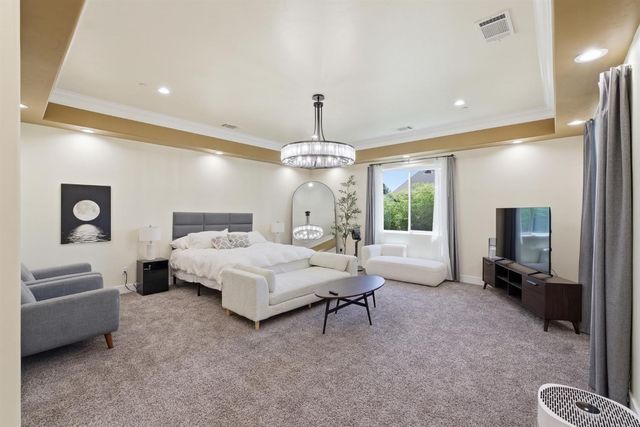 2308 S Minnewawa Avenue, Fresno, CA 93727