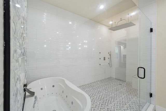 2308 S Minnewawa Avenue, Fresno, CA 93727
