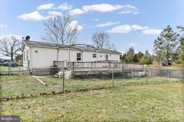 2411 BIG RD, Gilbertsville, PA 19525